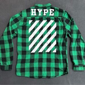 Rue21 Carbon Men’s Green & Black Flannel Button-up w/White Design X-Large